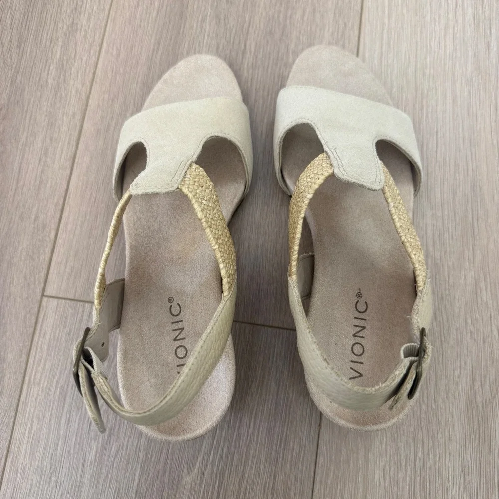 Vionic Kaytie Wedge Sandals Cream Tan T-Strap Cork Heel Women 8
